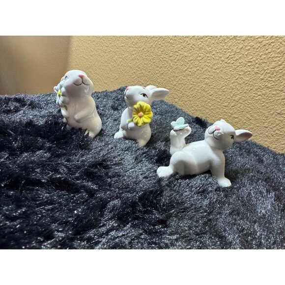 Vintage Ceramic Bunny Figurines With Flowers & Butterfly Spring Decor Set Of 3 - Picture 6 of 8